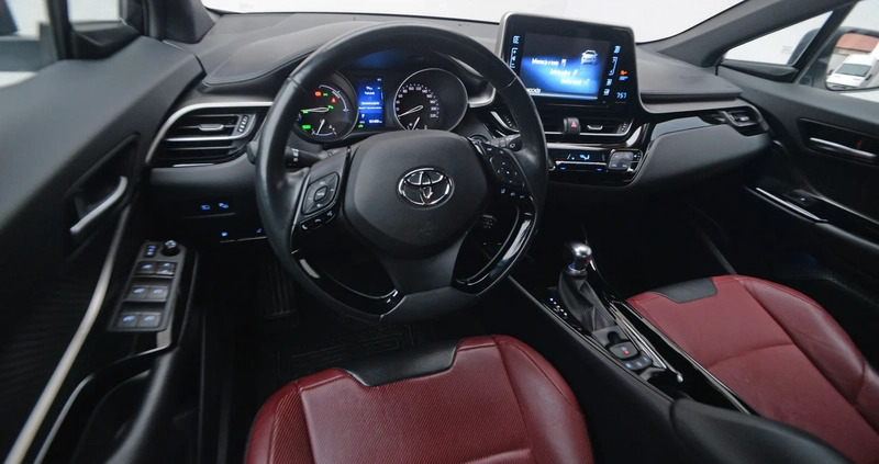 Toyota C-HR cena 92999 przebieg: 100000, rok produkcji 2019 z Jarocin małe 781